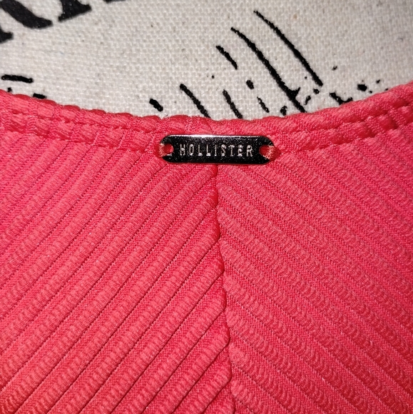 Bikini - Picture 7 of 8